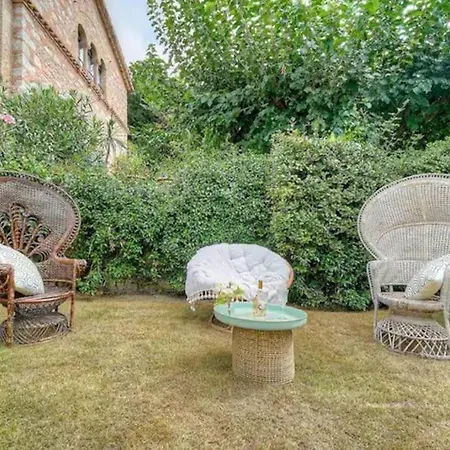 Charming In A Manor In Cannes
