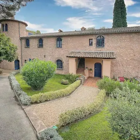 Charming In A Manor In Cannes