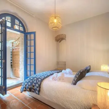 Charming In A Manor In Cannes